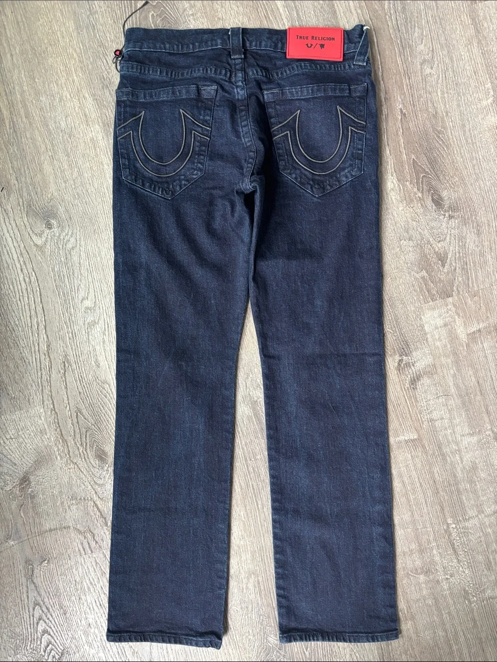 True Religion Manchester United Ricky Straight Dark Wash Jean Red Accent Sz 31